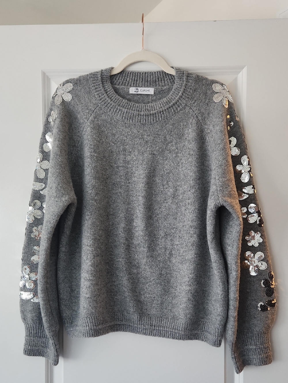 Cupshe Gray Sequin Flower Sleeve Crewneck Sweater